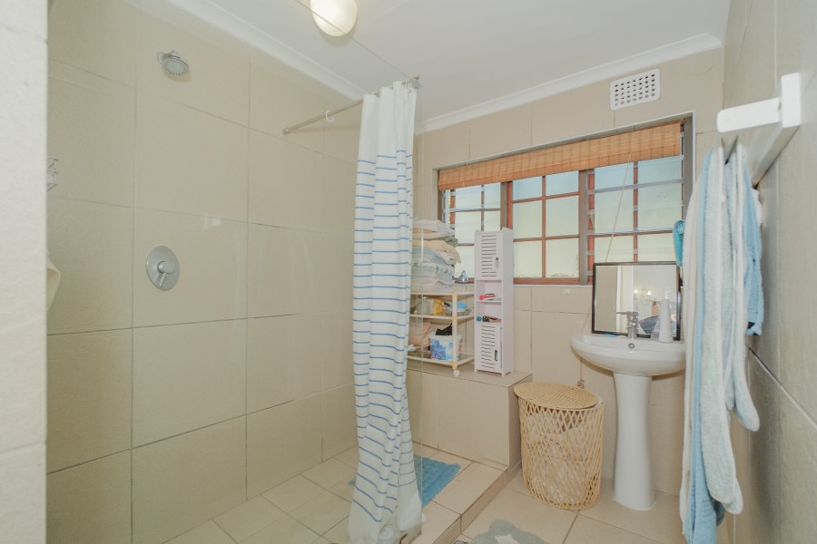 4 Bedroom Property for Sale in Kommetjie Western Cape